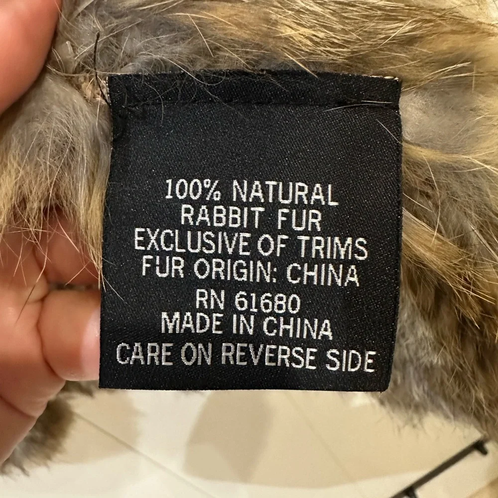 Rabbit fur vest - Picture 3 of 3